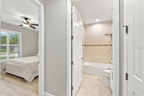 Villa ou maison à vendre à Bradenton, Floride: 2 chambres, 171.96 m2 № 2398517 - photo 27