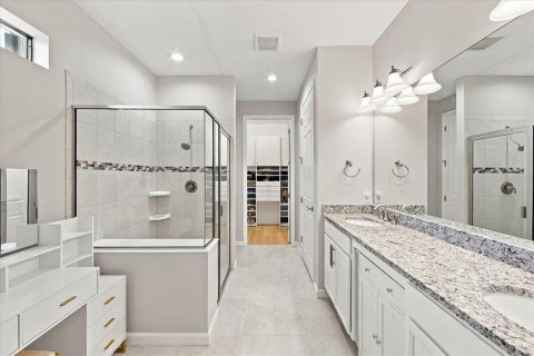 Villa ou maison à vendre à Bradenton, Floride: 2 chambres, 171.96 m2 № 2398517 - photo 24