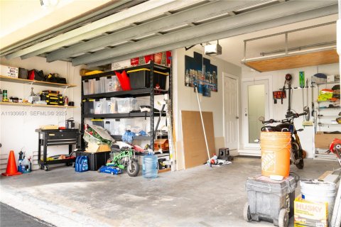 Villa ou maison à vendre à Pembroke Pines, Floride: 4 chambres, 218.78 m2 № 1989435 - photo 15