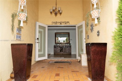 Villa ou maison à vendre à Pembroke Pines, Floride: 4 chambres, 218.78 m2 № 1989435 - photo 6