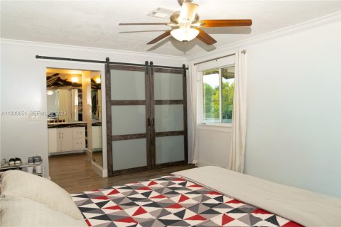 Villa ou maison à vendre à Pembroke Pines, Floride: 4 chambres, 218.78 m2 № 1989435 - photo 23