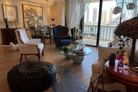 Condo in Aventura, Florida, 2 bedrooms  № 1863718 - photo 9