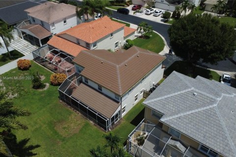 House in Boca Raton, Florida 3 bedrooms, 206.52 sq.m. № 1841031 - photo 13