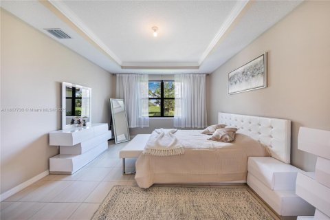 Villa ou maison à vendre à Tamarac, Floride: 5 chambres, 265.7 m2 № 1962686 - photo 20