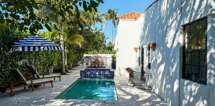 Casa en West Palm Beach, Florida 4 dormitorios, 258.45 m2 № 1159530