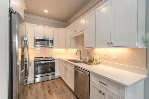 Touwnhouse à vendre à New Smyrna Beach, Floride: 2 chambres, 93.18 m2 № 1535379 - photo 20