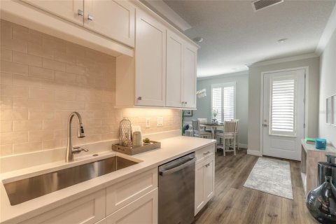Touwnhouse à vendre à New Smyrna Beach, Floride: 2 chambres, 93.18 m2 № 1535379 - photo 21