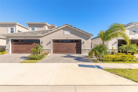 Touwnhouse à vendre à New Smyrna Beach, Floride: 2 chambres, 93.18 m2 № 1535379 - photo 1