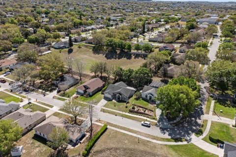 Casa en venta en Minneola, Florida, 3 dormitorios, 163.42 m2 № 2208122 - foto 4
