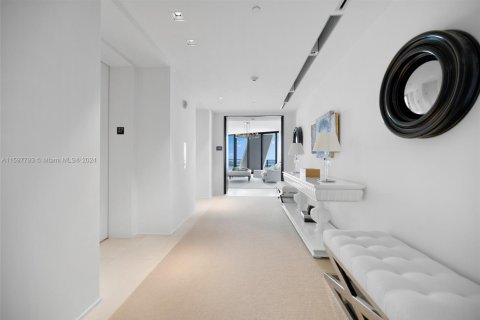 Купить кондоминиум в Майами, Флорида 4 спальни, 427.35м2, № 1958732 - фото 18
