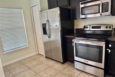 Touwnhouse à louer à Sanford, Floride: 2 chambres, 106.28 m2 № 2100845 - photo 4