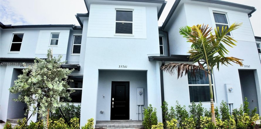 Touwnhouse à Homestead, Floride 3 chambres № 1924730