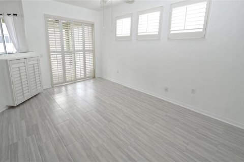 Casa en alquiler en Bradenton, Florida, 2 dormitorios, 124.67 m2 № 1910397 - foto 5