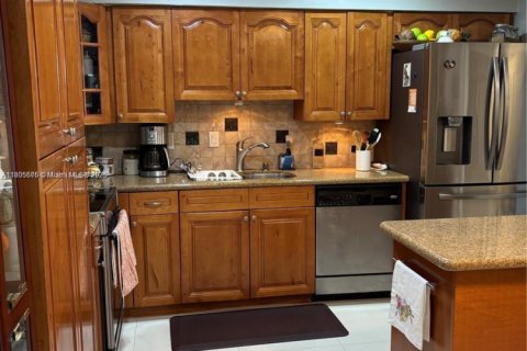 House in Hollywood, Florida 4 bedrooms, 130.25 sq.m. № 1745998 - photo 16