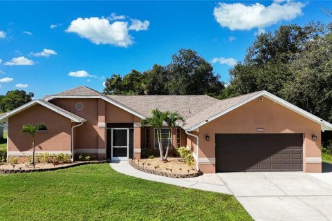 Villa ou maison à Port Charlotte, Floride 3 chambres, 204.66 m2 № 2431816