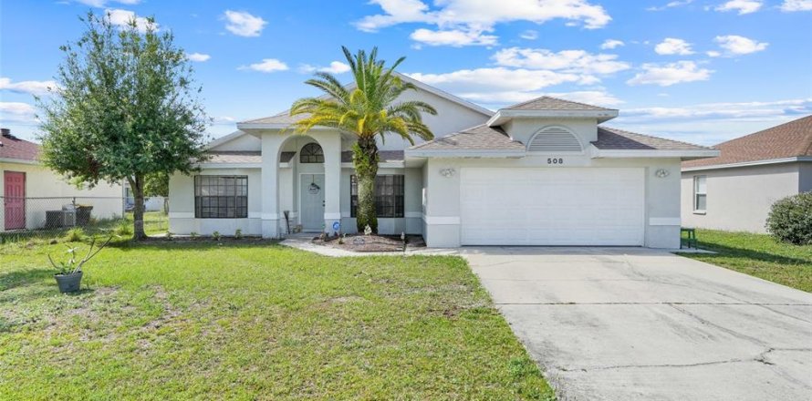 House in Kissimmee, Florida 3 bedrooms, 123.56 sq.m. № 1723469