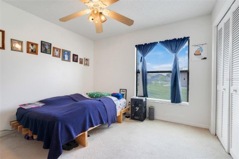 House in Kissimmee, Florida 3 bedrooms, 123.56 sq.m. № 1723469 - photo 8