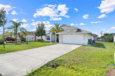 House in Kissimmee, Florida 3 bedrooms, 123.56 sq.m. № 1723469 - photo 24