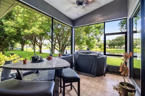 House in Ormond Beach, Florida 3 bedrooms, 198.07 sq.m. № 1909559 - photo 30