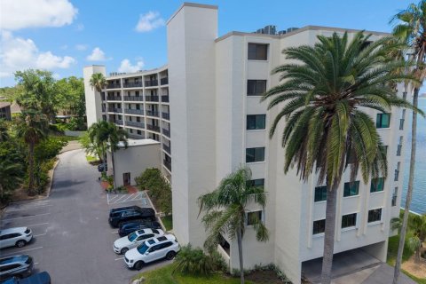 Condo in Clearwater, Florida, 2 bedrooms № 2167440 - photo 16