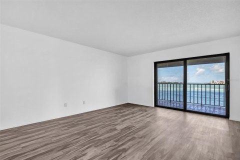 Condo in Clearwater, Florida, 2 bedrooms № 2167440 - photo 20