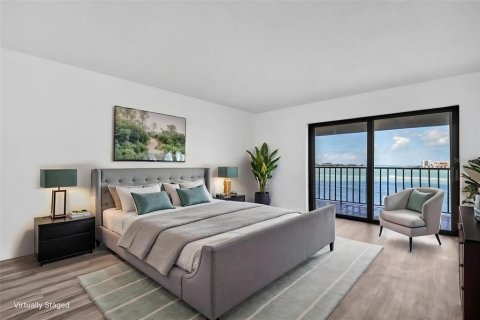 Condo in Clearwater, Florida, 2 bedrooms № 2167440 - photo 4