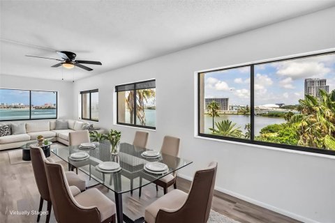 Condo in Clearwater, Florida, 2 bedrooms № 2167440 - photo 3