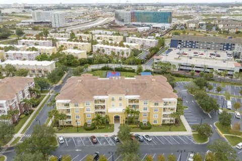 Condo in Orlando, Florida, 3 bedrooms № 2125466 - photo 2