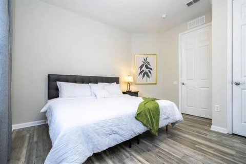 Condo in Orlando, Florida, 3 bedrooms № 2125466 - photo 14