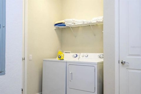 Condo in Orlando, Florida, 3 bedrooms № 2125466 - photo 21