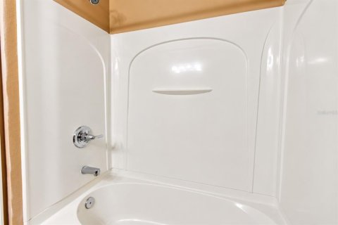 Touwnhouse à louer à Tampa, Floride: 2 chambres, 114.27 m2 № 2388728 - photo 17