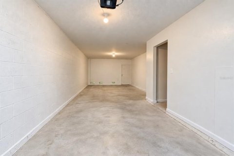 Touwnhouse à louer à Tampa, Floride: 2 chambres, 114.27 m2 № 2388728 - photo 8