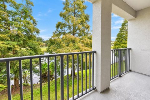 Touwnhouse à louer à Tampa, Floride: 2 chambres, 114.27 m2 № 2388728 - photo 3