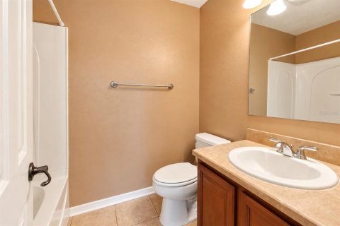 Touwnhouse à louer à Tampa, Floride: 2 chambres, 114.27 m2 № 2388728 - photo 16