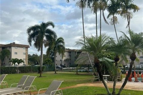 Condo in Davie, Florida, 1 bedroom  № 2171687 - photo 20
