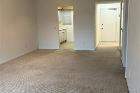 Condo in Davie, Florida, 1 bedroom  № 2171687 - photo 8