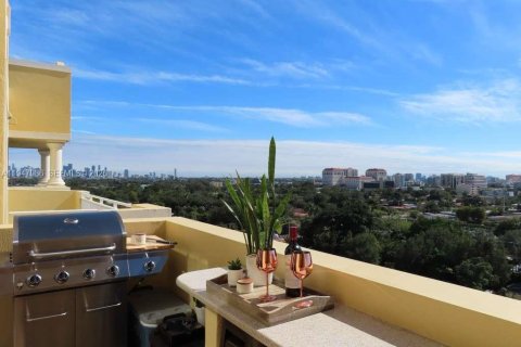 Condo in Miami, Florida, 2 bedrooms  № 2004794