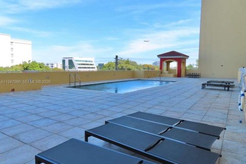 Купить кондоминиум в Майами, Флорида 2 спальни, 85.47м2, № 2004794 - фото 14