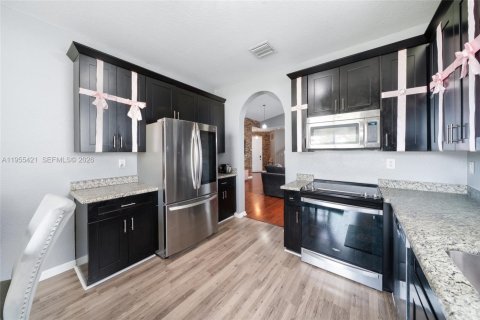 Casa en venta en Homestead, Florida, 3 dormitorios, 153.47 m2 № 2021947 - foto 9