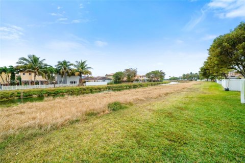 Casa en venta en Homestead, Florida, 3 dormitorios, 153.47 m2 № 2021947 - foto 26