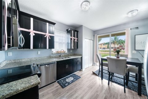 Casa en venta en Homestead, Florida, 3 dormitorios, 153.47 m2 № 2021947 - foto 7