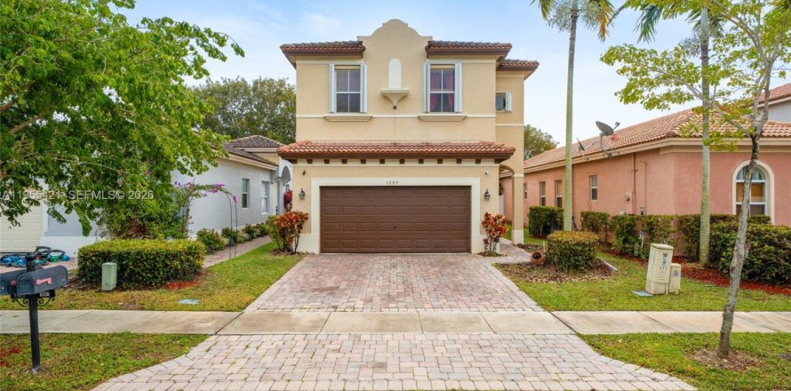 Casa en Homestead, Florida 3 dormitorios, 153.47 m2 № 2021947