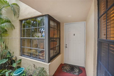 Купить кондоминиум в Майами, Флорида 3 спальни, 102.38м2, № 2023344 - фото 5