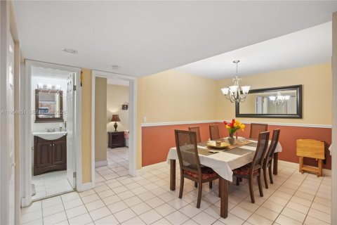 Купить кондоминиум в Майами, Флорида 3 спальни, 102.38м2, № 2023344 - фото 13