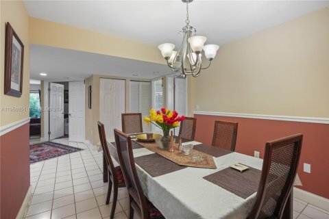 Купить кондоминиум в Майами, Флорида 3 спальни, 102.38м2, № 2023344 - фото 15