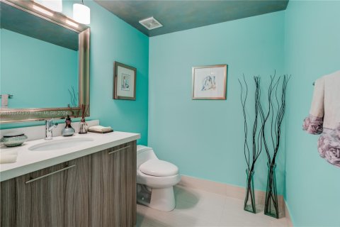 Condominio en venta en Miami Beach, Florida, 3 dormitorios, 114.27 m2 № 1862036 - foto 20