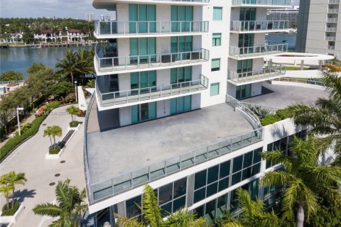 Condominio en venta en Miami Beach, Florida, 3 dormitorios, 114.27 m2 № 1862036 - foto 26