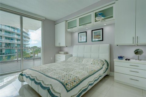 Condominio en venta en Miami Beach, Florida, 3 dormitorios, 114.27 m2 № 1862036 - foto 12