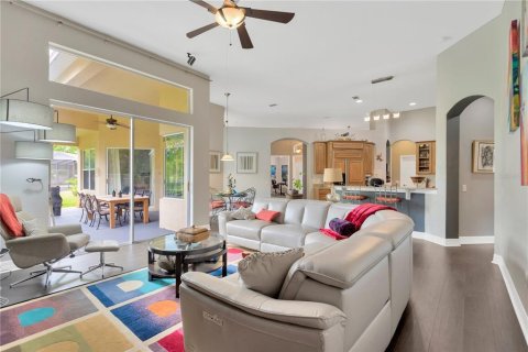 House in Land O' Lakes, Florida 4 bedrooms, 255.95 sq.m. № 1648946 - photo 10