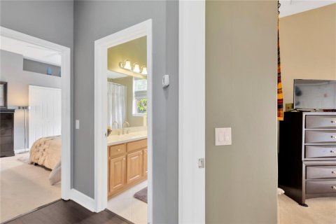 House in Land O' Lakes, Florida 4 bedrooms, 255.95 sq.m. № 1648946 - photo 25